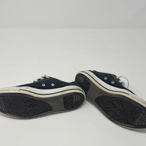 Converse Classic Black and White Canvas Shoes - Picture 3 of 8